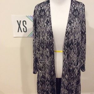 NWT LuLaRoe Sarah Cardigan